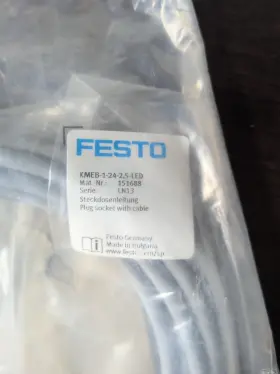Kmeb-1-24-2 Festo 151688 Feisto Plug S. With Cable 5-led Pn