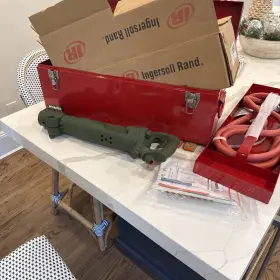 95la1 Ingersoll Rand Ingersoll-rand - 1850 Bpm Air Digger With Toolbox New