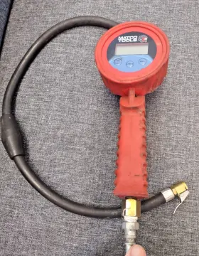 Matco Tools Dti3011a Digital Tire Inflator Air Chuck Gauge Red Hose Tested