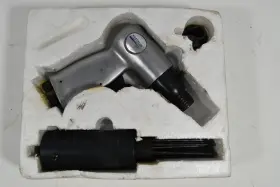15763 Northern Industrial Pneumatic Needle Scaler #2 15763 Northern Industrial Pneumatic Needle Scaler #2