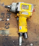 Uryu 3/8" Pneumatic Torque Tool Impact Gun UX-800 B6F#20. Fixed Price $89.50.