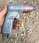 Sioux Pistol Grip Screw Gun 1/4 Quick Change Nut Runner Reversible Driver 02307. Fixed Price $71.25.